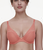 Load image into Gallery viewer, Chantelle Norah Chic Plunge

