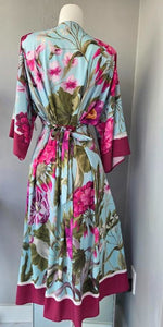 Load image into Gallery viewer, Kimono Robe
