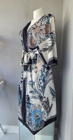 Load image into Gallery viewer, Kimono Robe
